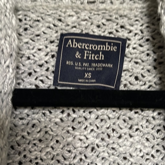 Abercrombie & Fitch Cardigan Women's Xsmall - Picture 2 of 3